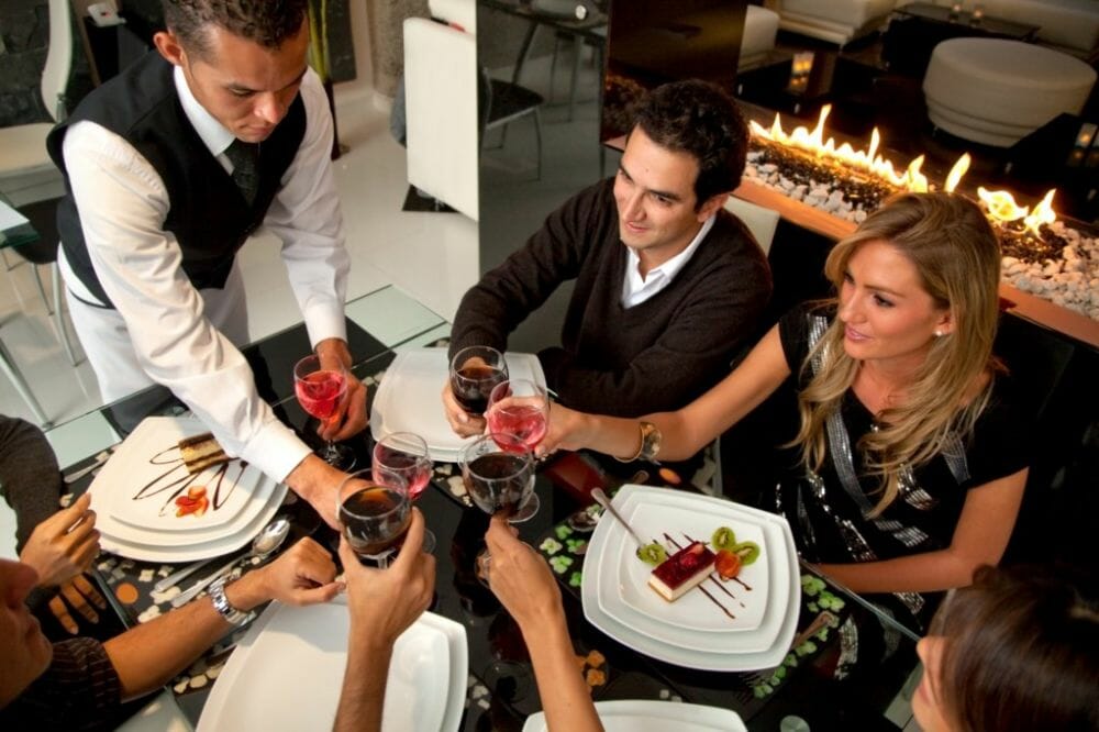 Consumer confidence returns to the eating out market
