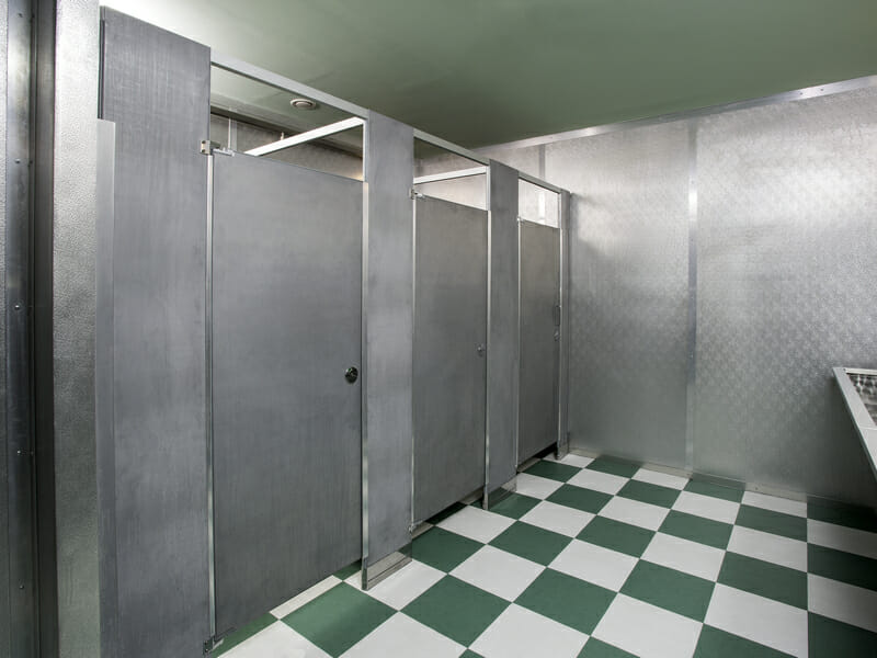 Style and Performance in Oaks Restaurant Washrooms – thanks to Relcross