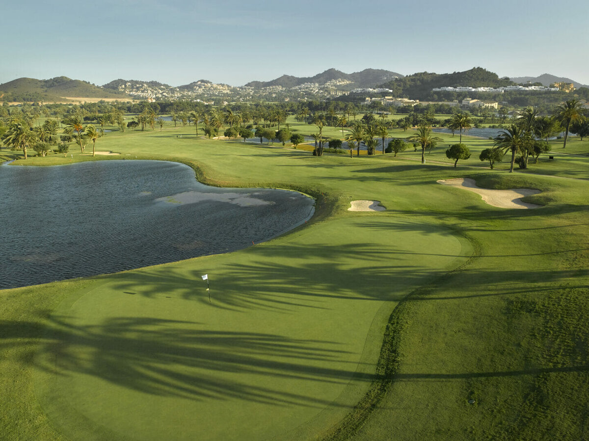 GOLFERS’ AWARD GIVES LA MANGA CLUB SIX APPEAL