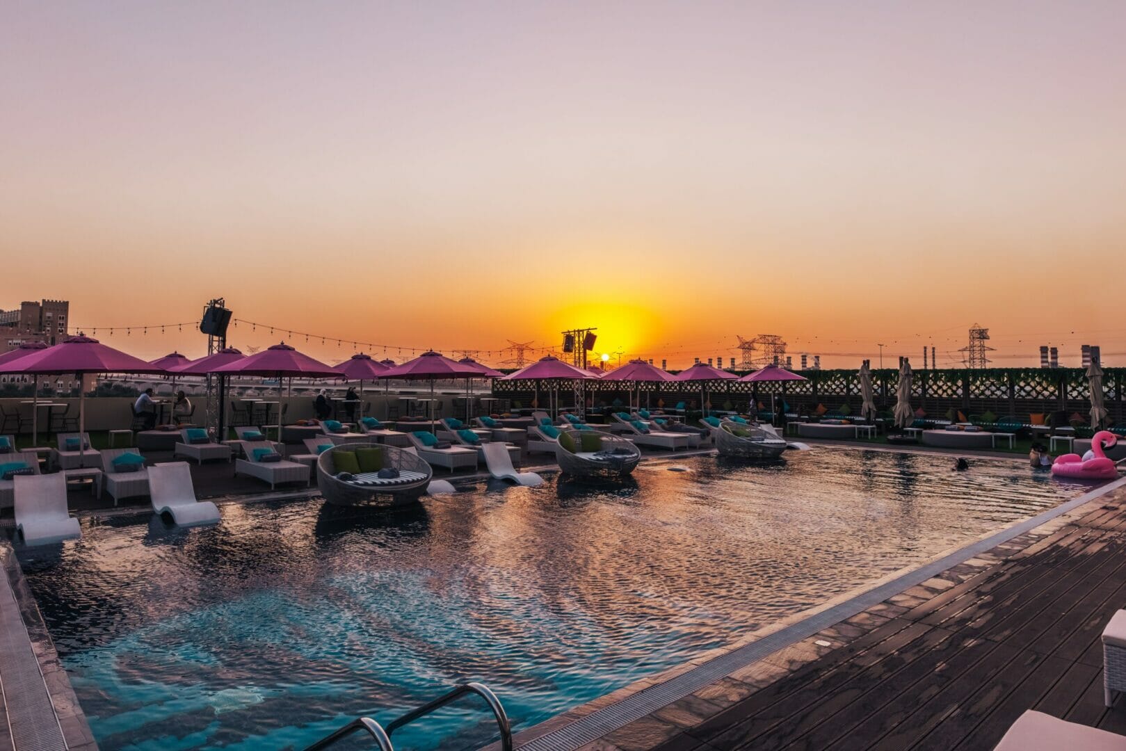 An instagrammers dream arrives in Dubai this weekend – Missippis rooftop bar & hub to open this Friday.