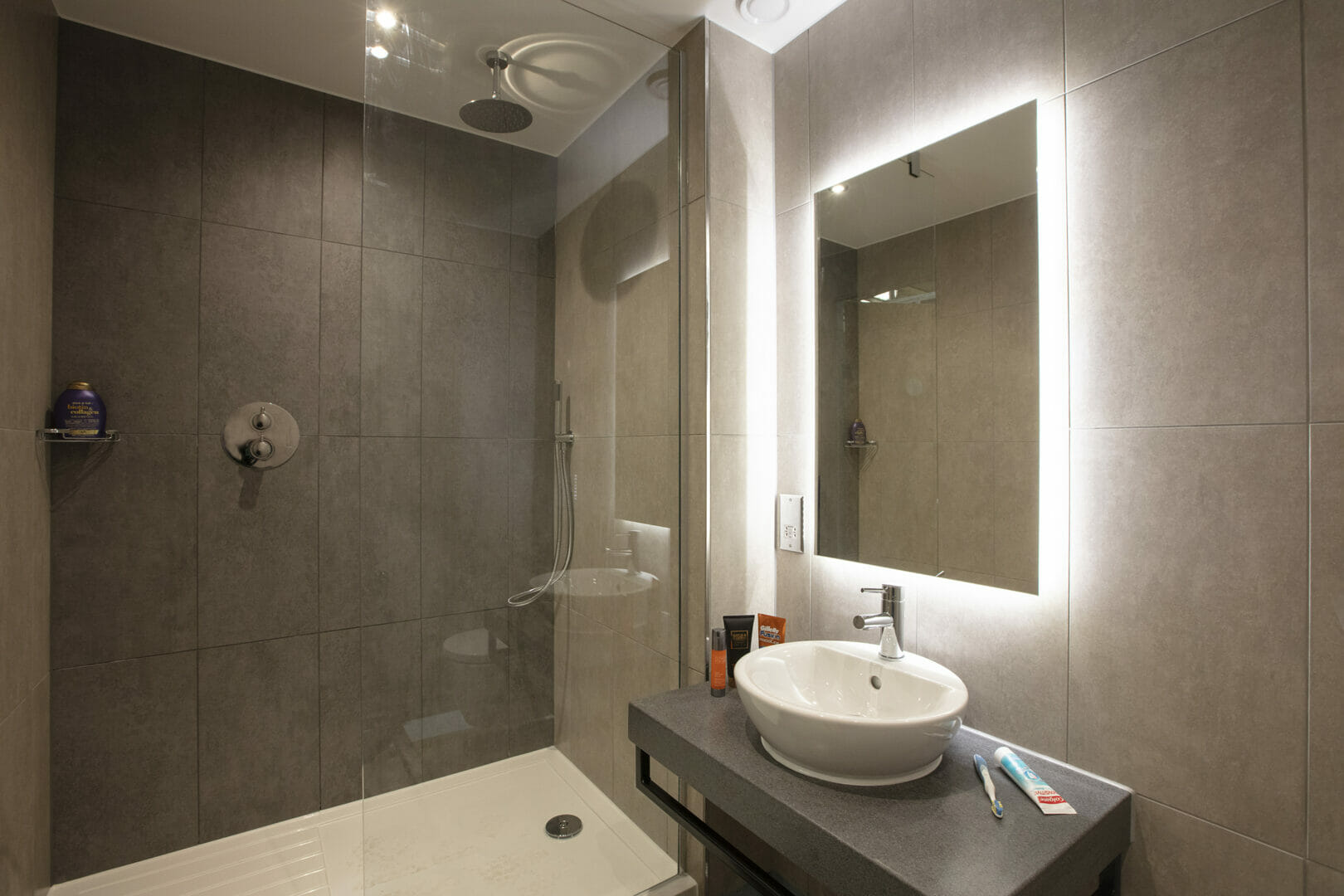 WINVIC AWARDS £1.2m CONTRACT TO OFFSITE SOLUTIONS TO SUPPLY BATHROOM PODS FOR NEW LUXURY BUSINESS HOTEL IN MILTON KEYNES