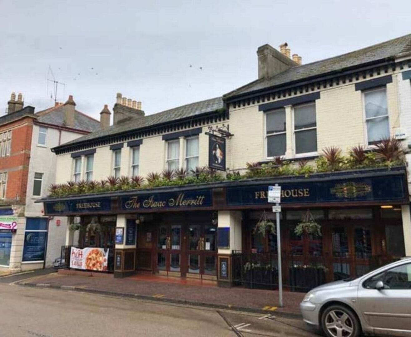 Devon family-friendly pub that was former Wetherspoons to go up for auction