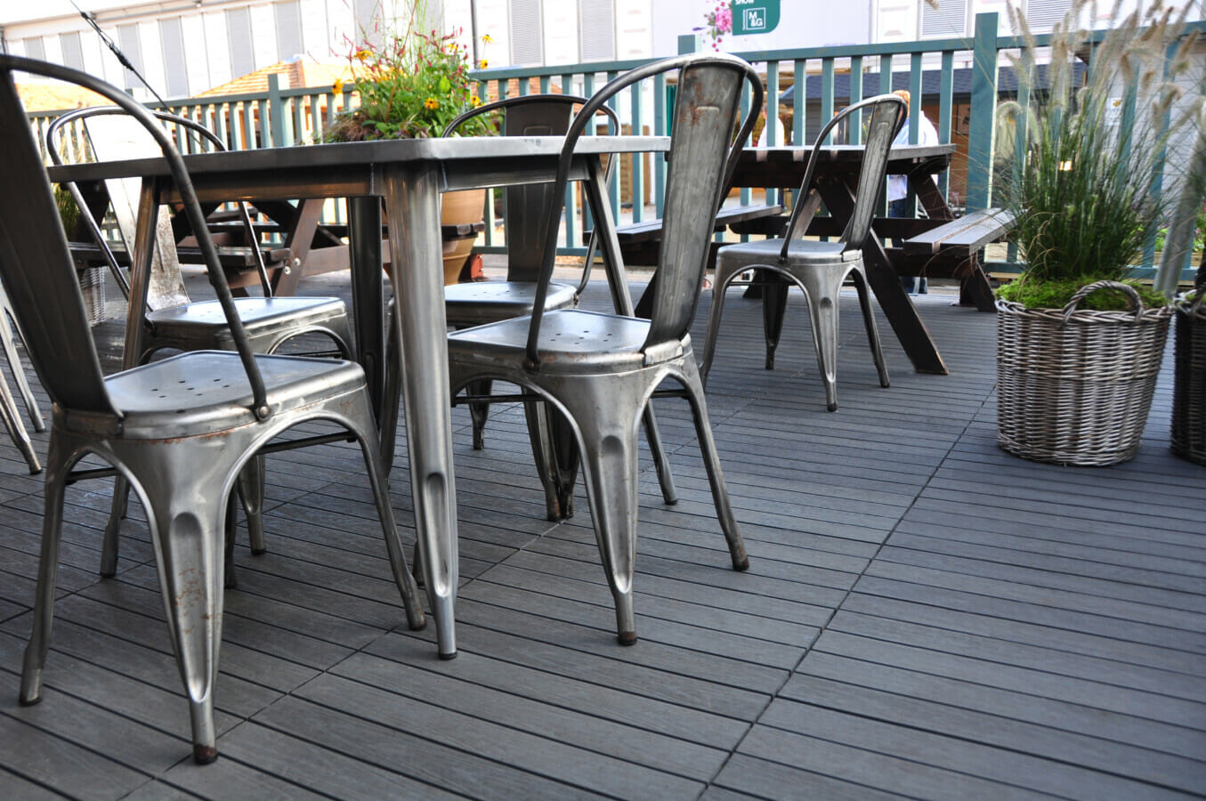 Making your outdoor dining space work all year round