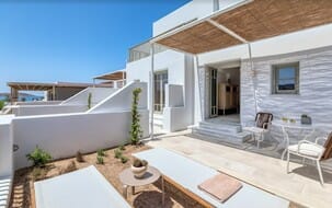 THE LUXURY COLLECTION HOTELS & RESORTS EVOKES LUXURIOUS COASTAL CHARM WITH THE OPENING OF COSME, A LUXURY COLLECTION RESORT, PAROS