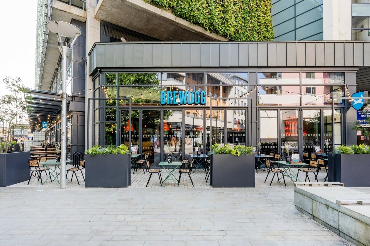 BREWDOG LAUNCH BRISTOL HARBOURSIDE BAR & FIRST 100 THROUGH THE DOORS COULD WIN FREE BEER FOR A YEAR