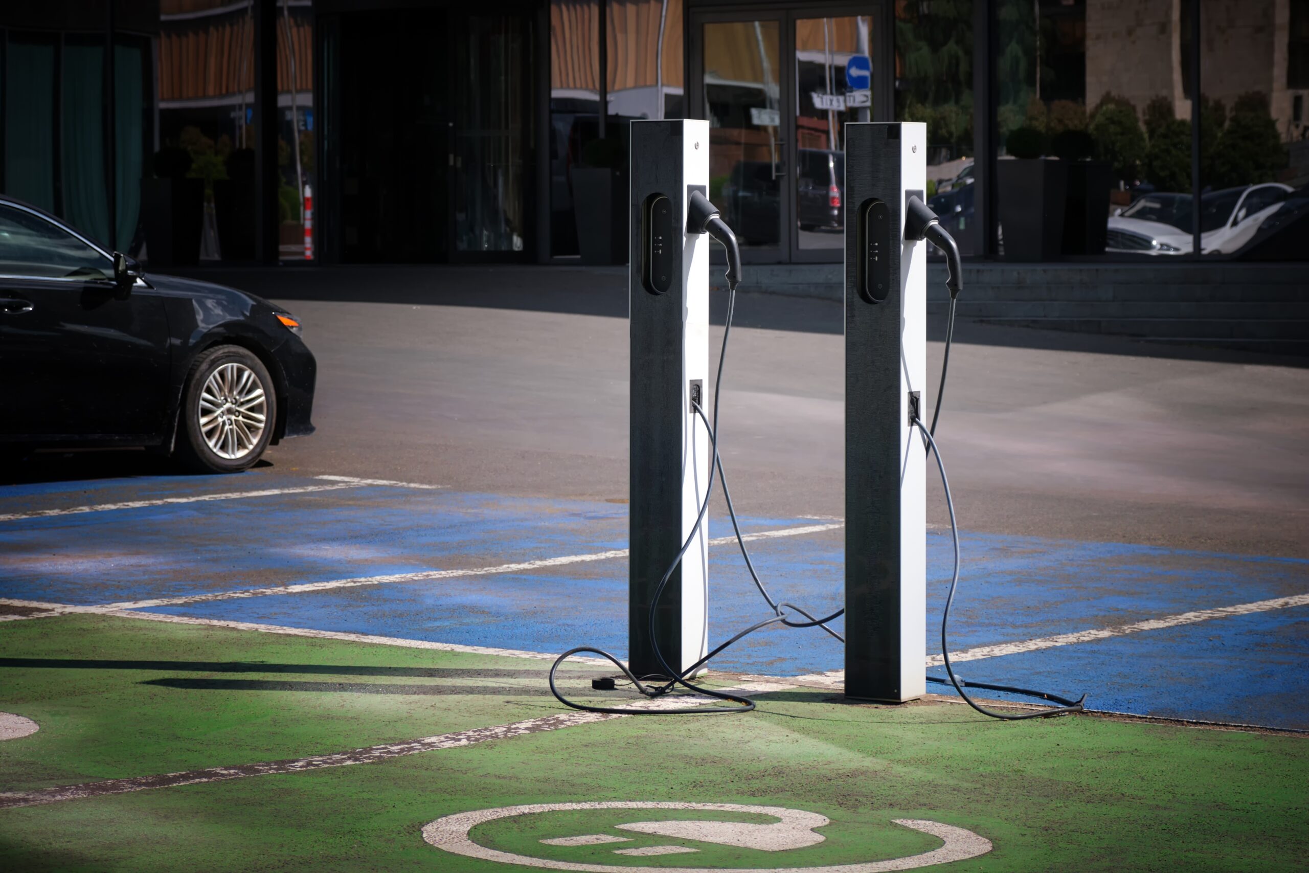 48 percent of EV drivers would not stay at a hotel without onsite EV charging