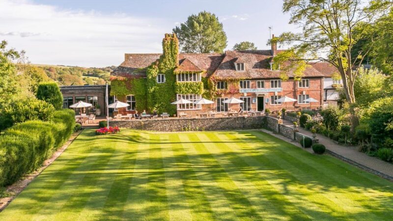 THE SIGNET COLLECTION ACQUIRES 4TH PROPERTY THE DEANS PLACE HOTEL, EAST SUSSEX
